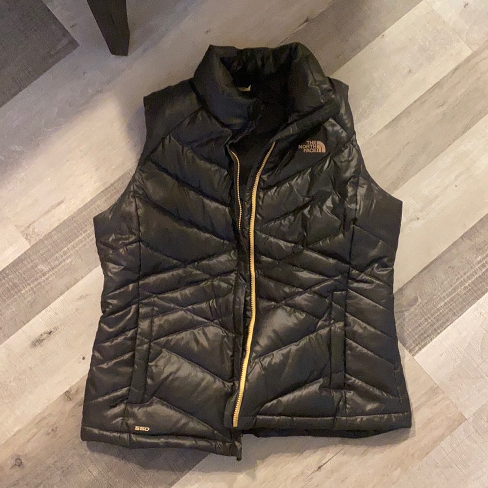 Jacket without the sleeve